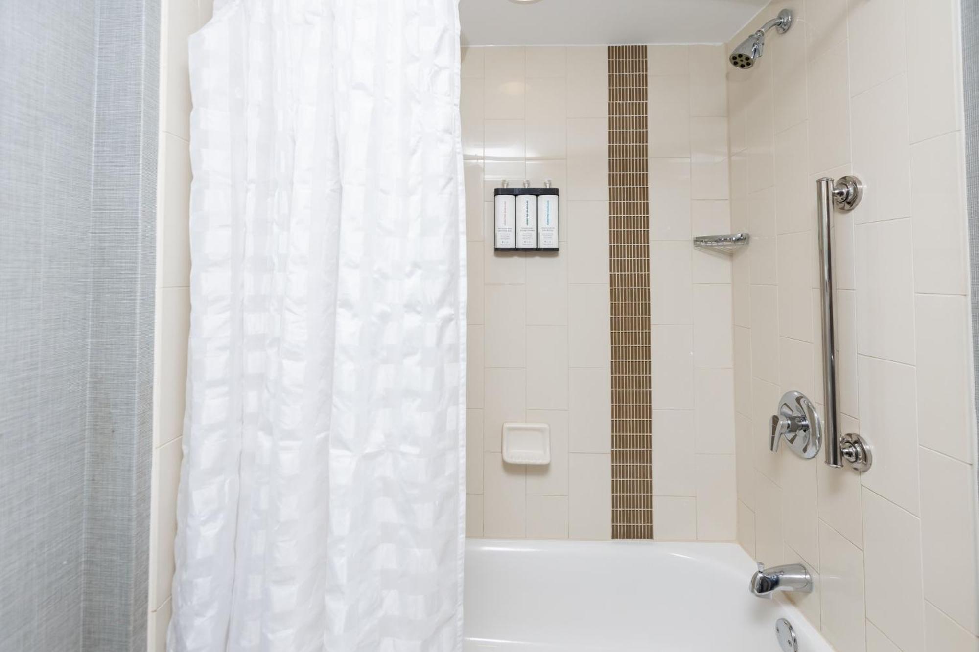 Hyatt Place Greenville/Haywood Zewnętrze zdjęcie