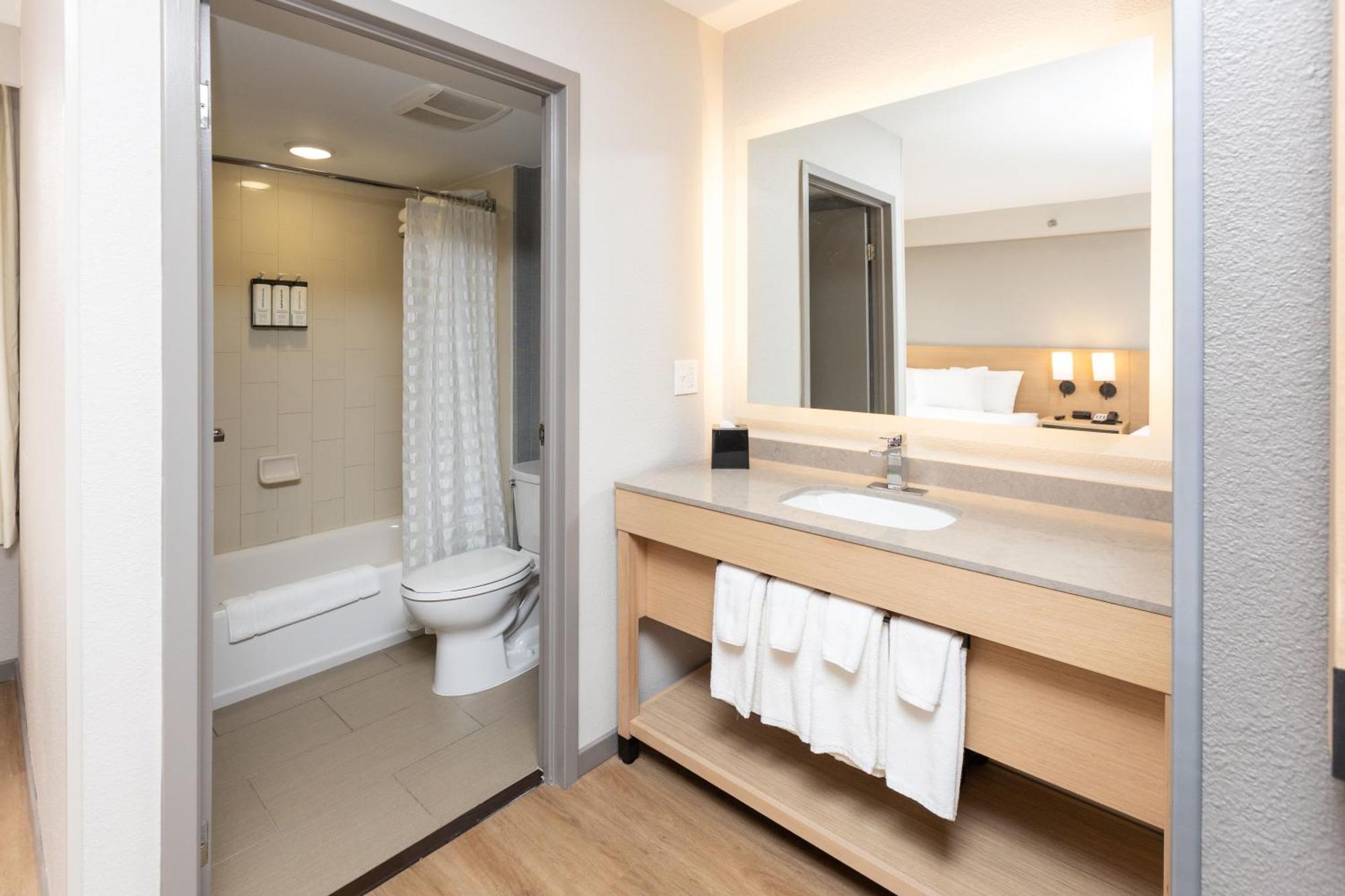 Hyatt Place Greenville/Haywood Zewnętrze zdjęcie